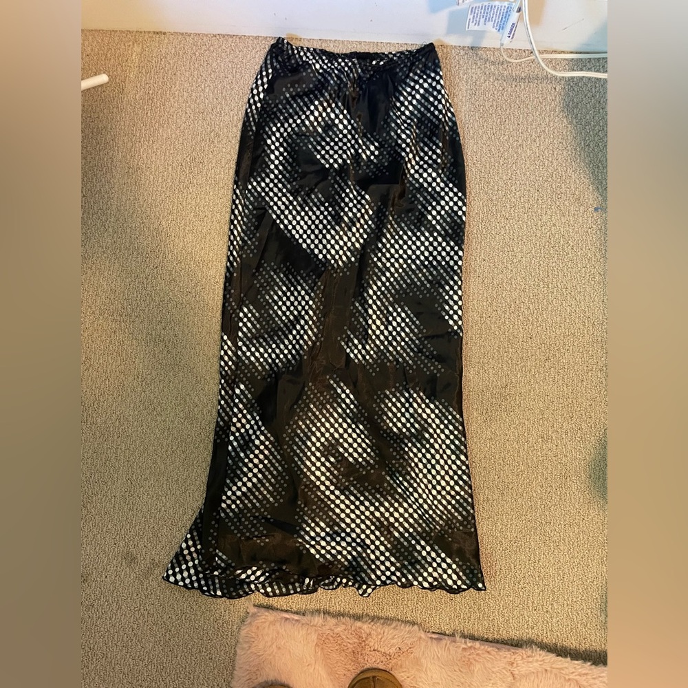 Cool midi skirt